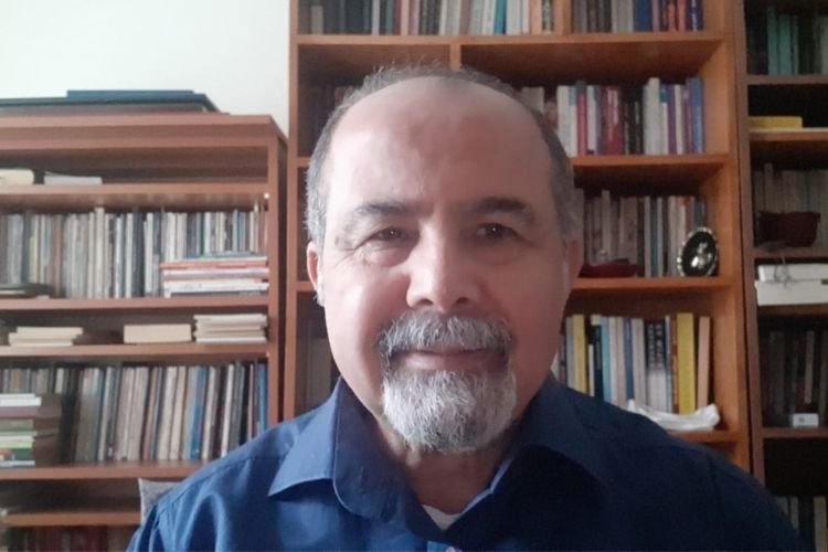 MUZAFFER DEMİR yazıları kapak görseli